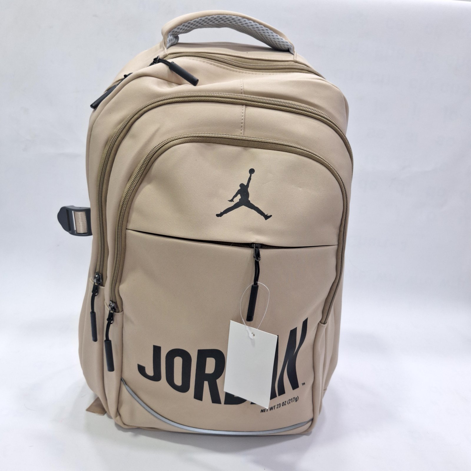 حقيبة ظهر مدرسية ورياضية جوردان إير متعددة المقصورات - بيج رملي كلاسيك (STUDENT-JORDAN-AIR-SPORT-BG)